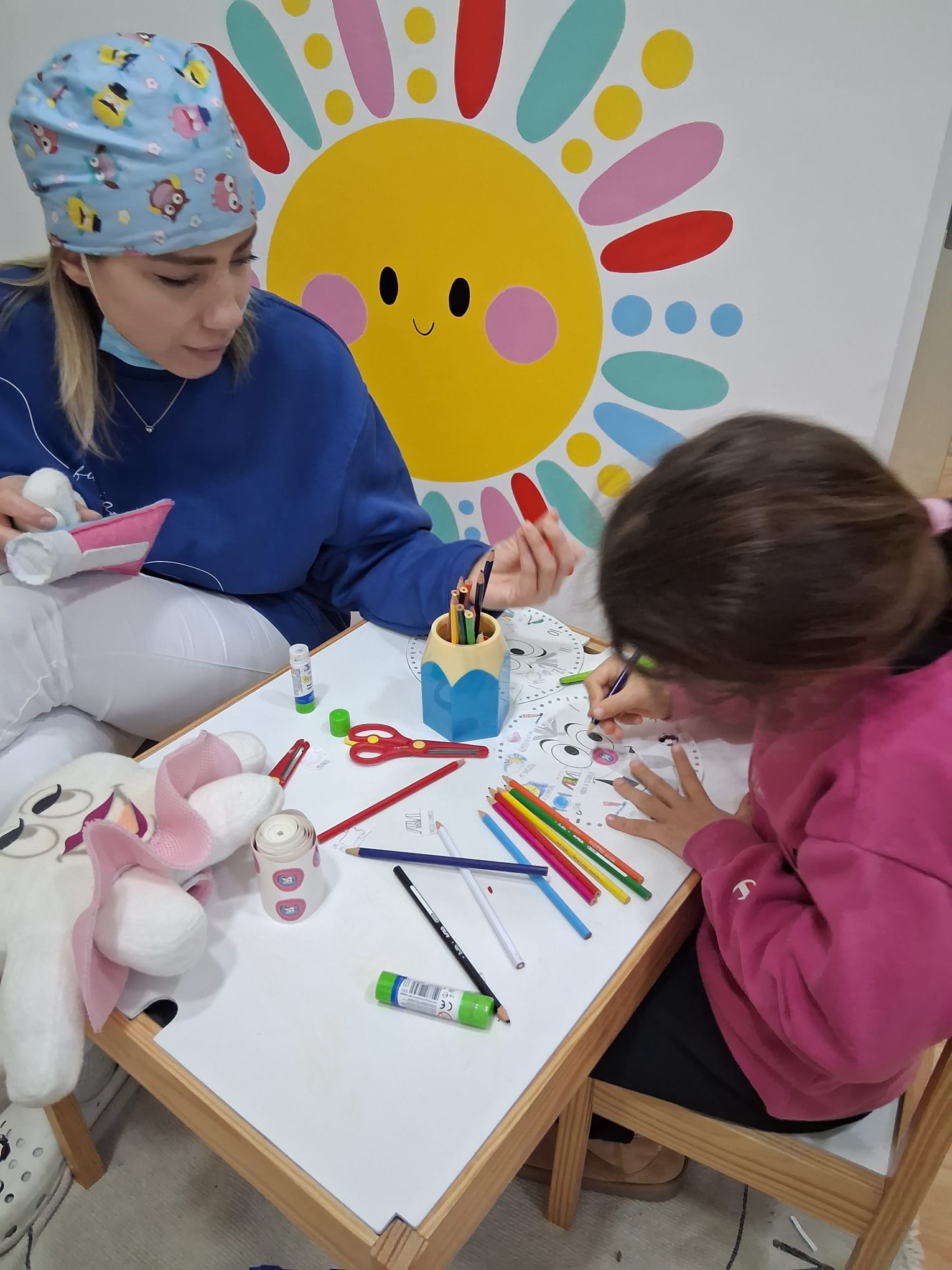 Routine di cura dentale pediatrica presso Virgodent